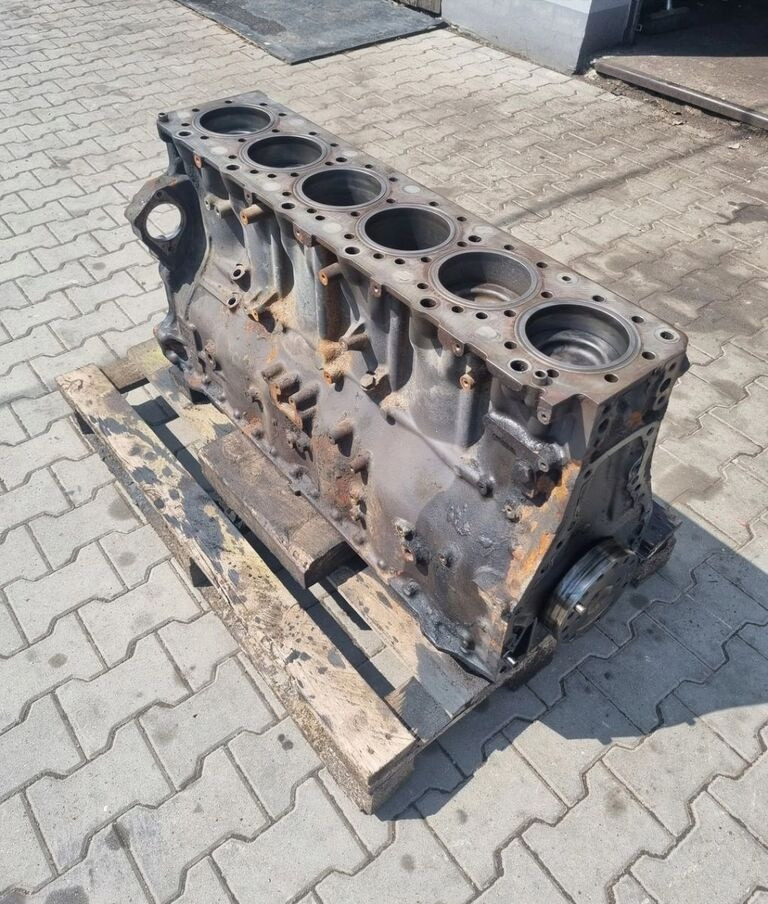 Volvo SŁUPEK TŁOKI WAŁ KORBOWY FH 12 D12 RENAULT MAGNUM DXI 12 1001968 Volvo - Блок цилиндров для Грузовиков: фото 4 Volvo SŁUPEK TŁOKI WAŁ KORBOWY FH 12 D12 RENAULT MAGNUM DXI 12 1001968 Volvo - Блок цилиндров для Грузовиков: фото 4