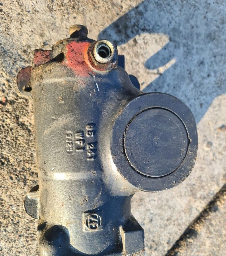 ZF KOLUMNA PRZEKŁADNIA KIEROWNICZA RENAULT MIDLUM DXI 19,5 - Рулевой механизм для Грузовиков: фото 2 ZF KOLUMNA PRZEKŁADNIA KIEROWNICZA RENAULT MIDLUM DXI 19,5 - Рулевой механизм для Грузовиков: фото 2