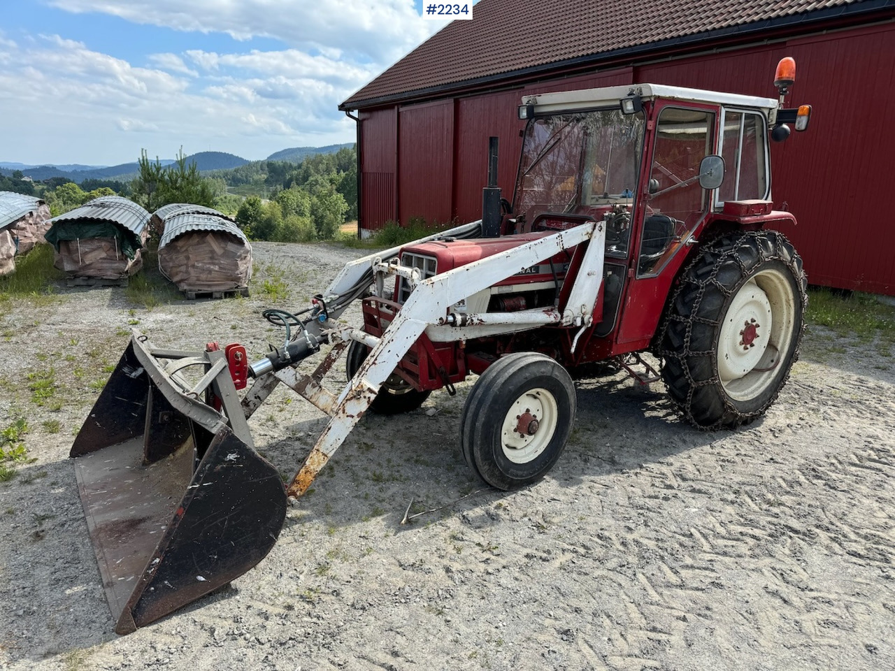 1973 International Harvester 454 w/front loader. - Трактор: фото 2 1973 International Harvester 454 w/front loader. - Трактор: фото 2