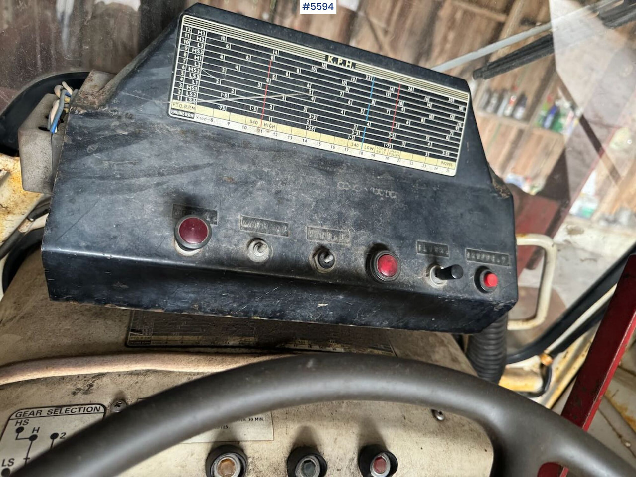 Трактор 1974 David Brown 885 w/ loaders and chain.: фото 15 Трактор 1974 David Brown 885 w/ loaders and chain.: фото 15