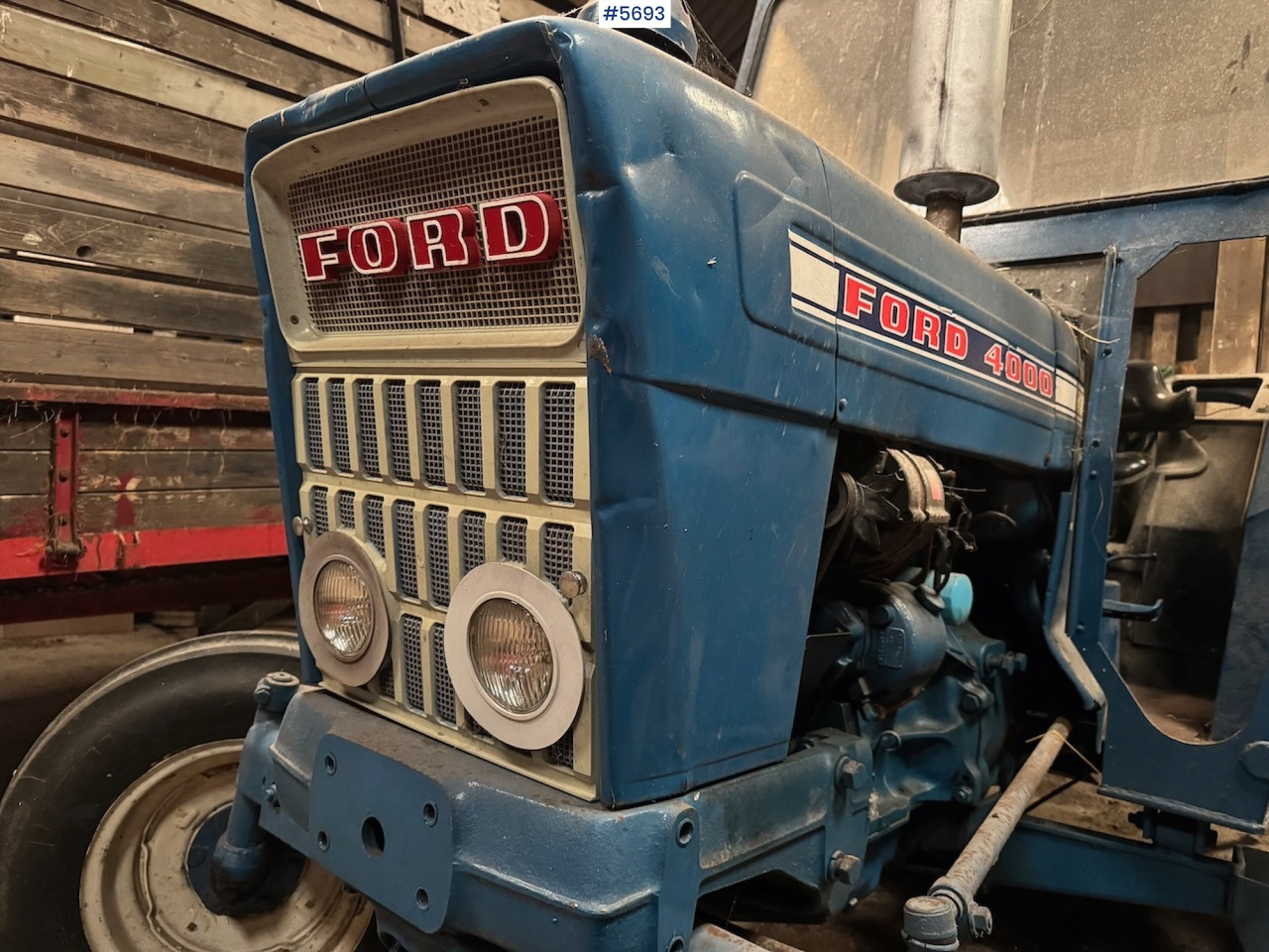 1975 Ford 4000 - Трактор: фото 5 1975 Ford 4000 - Трактор: фото 5