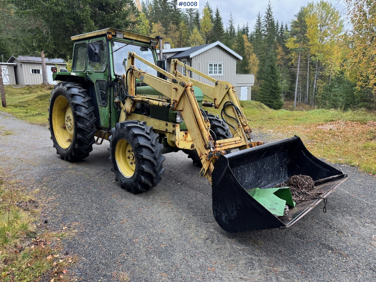 1977 John Deere 2030 w/ front loader, bucket and chains. - Трактор: фото 4 1977 John Deere 2030 w/ front loader, bucket and chains. - Трактор: фото 4