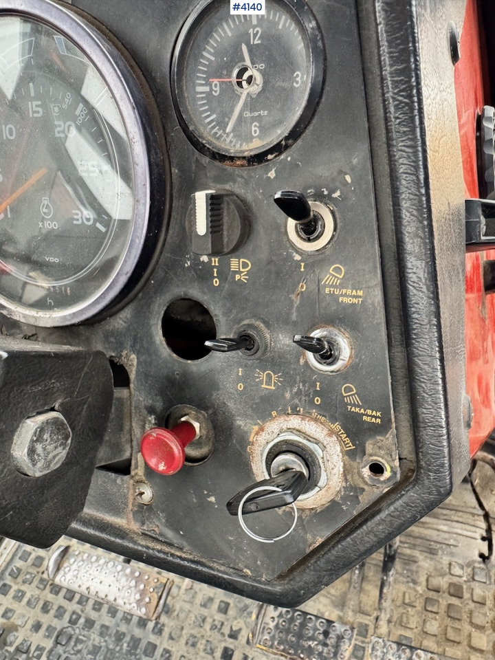 Трактор 1985 Valmet 4x2 w/ Brackets.: фото 12 Трактор 1985 Valmet 4x2 w/ Brackets.: фото 12