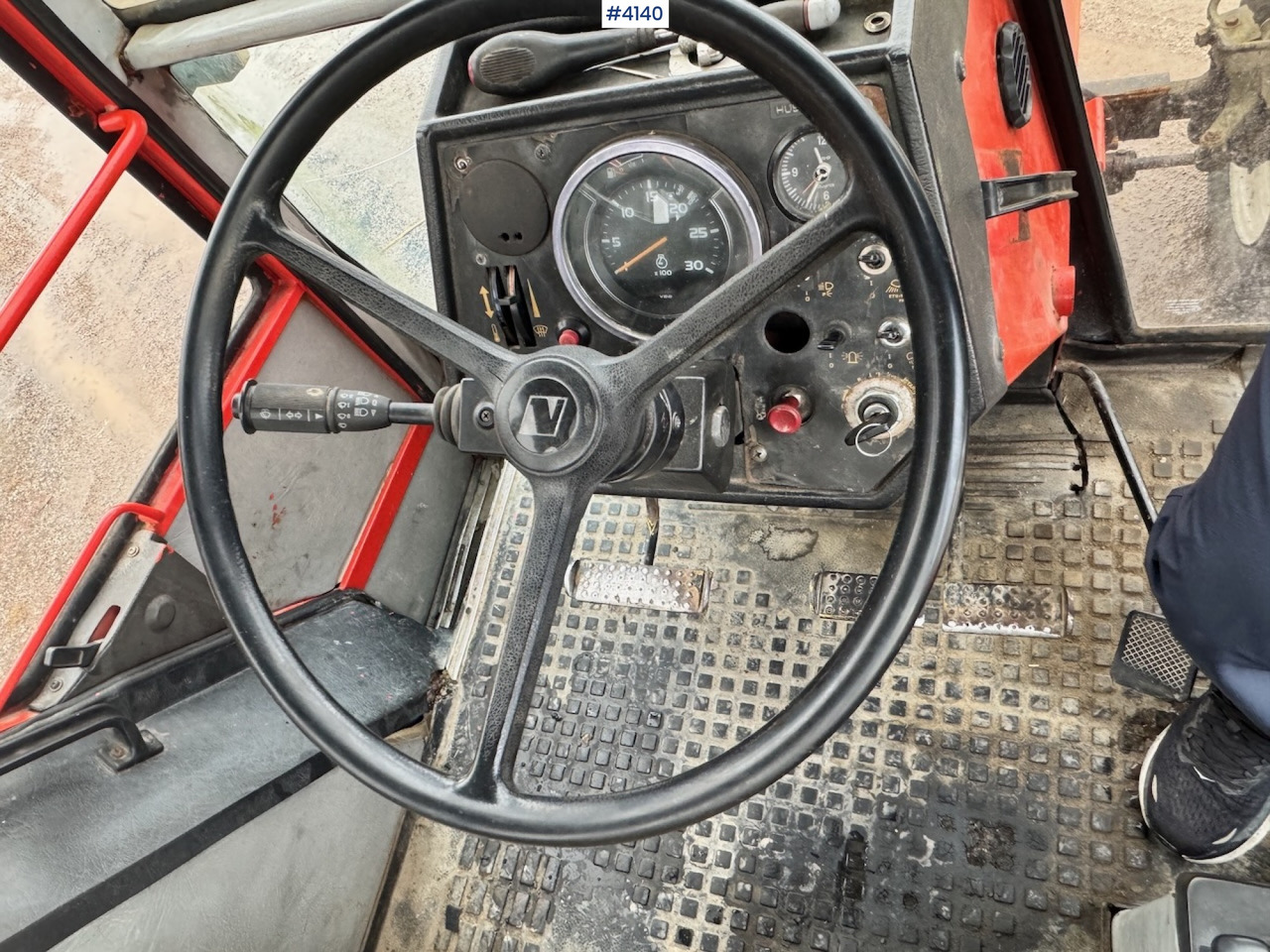 Трактор 1985 Valmet 4x2 w/ Brackets.: фото 10 Трактор 1985 Valmet 4x2 w/ Brackets.: фото 10