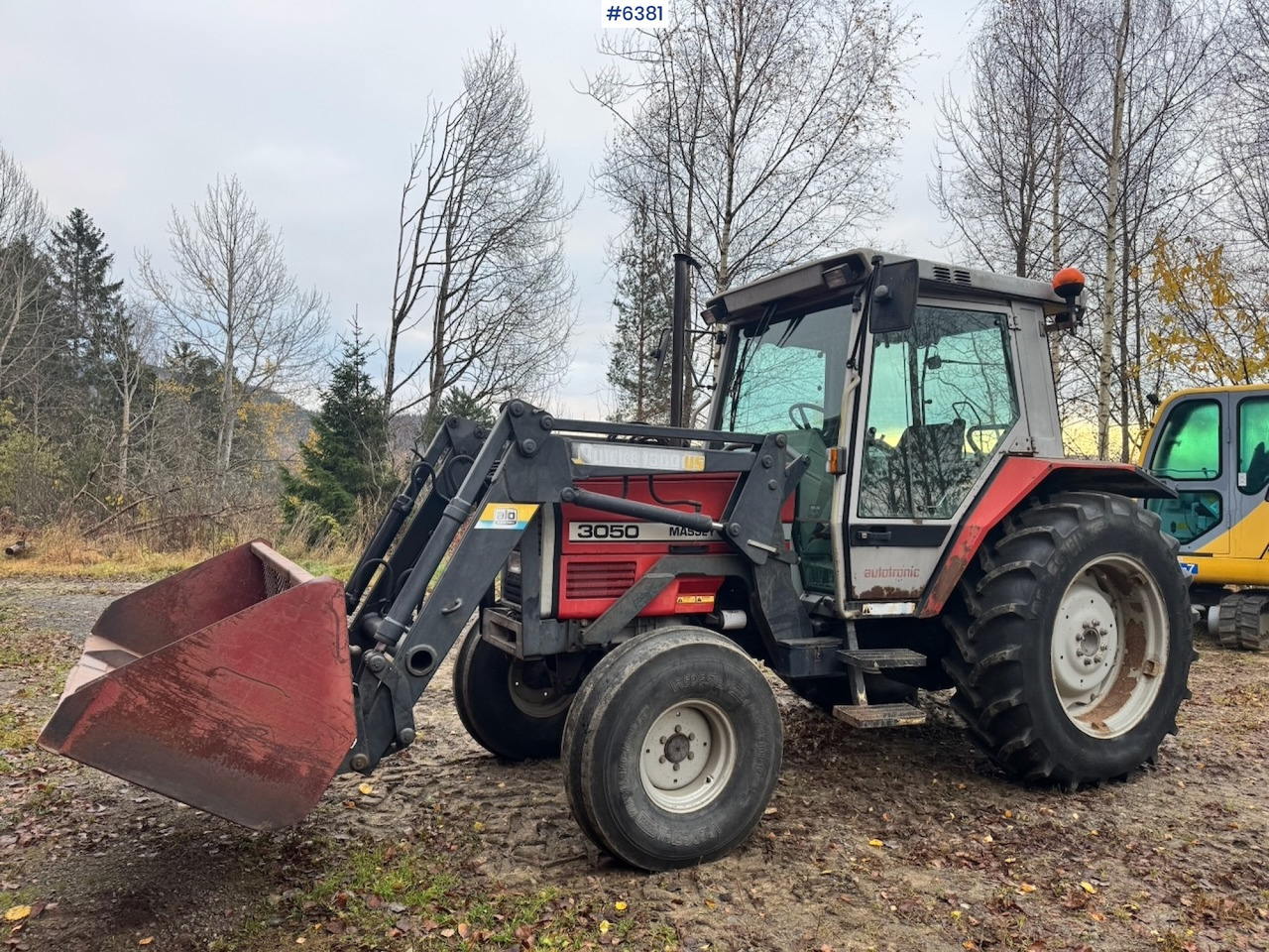 1987 Massey Ferguson 3050 w/ Front loader and twin wheels. - Трактор: фото 1 1987 Massey Ferguson 3050 w/ Front loader and twin wheels. - Трактор: фото 1