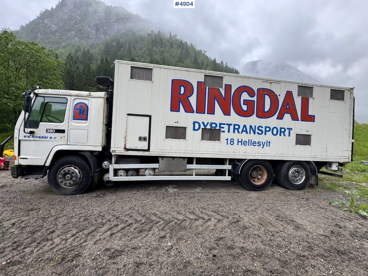 1996 Volvo FL12 6x2 Animal transport. - Грузовик для перевозки животных: фото 2 1996 Volvo FL12 6x2 Animal transport. - Грузовик для перевозки животных: фото 2