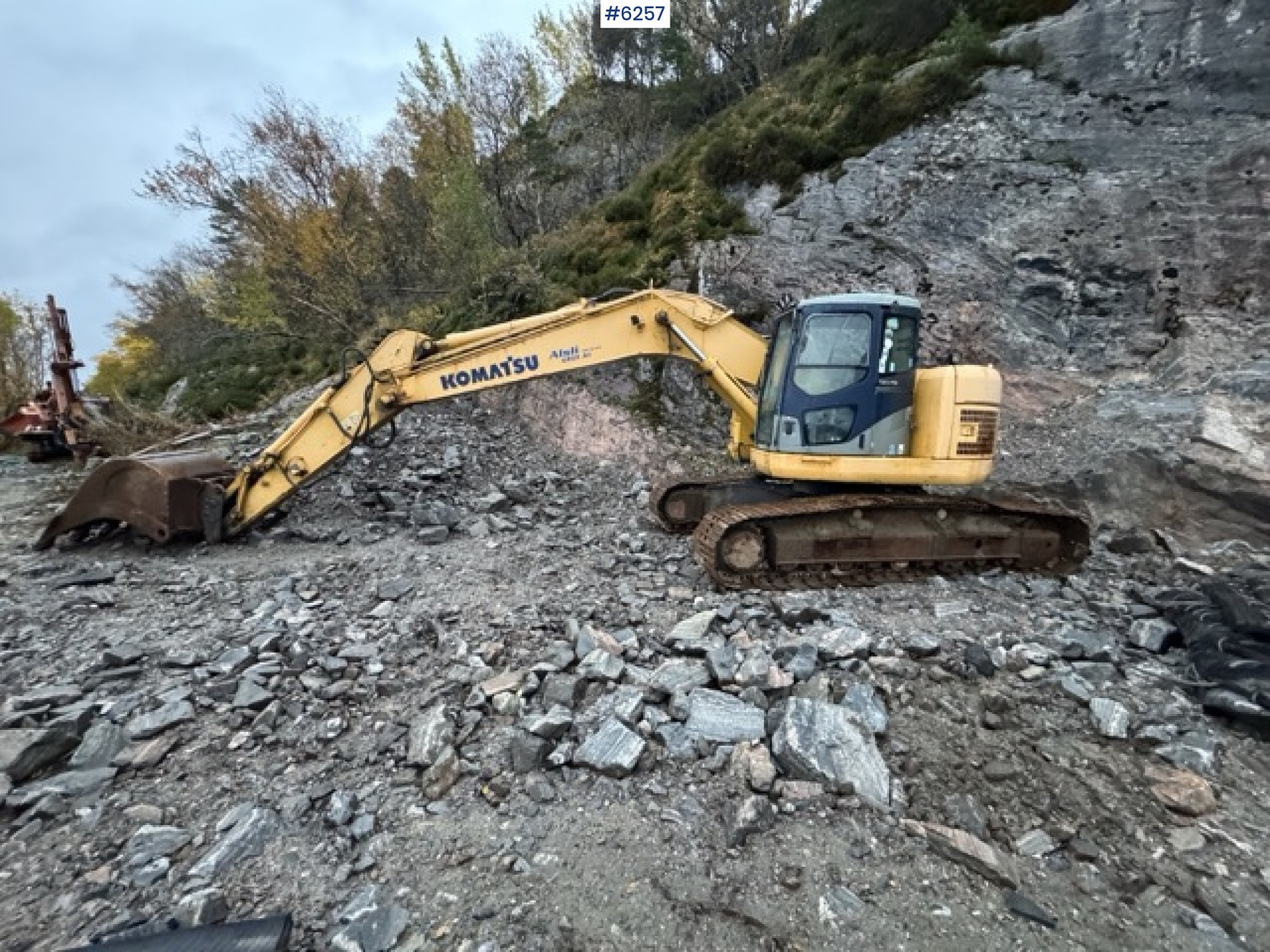 2005 Komatsu PC228 USLC-3K with Digging Bucket – SEE VIDEO! - Экскаватор: фото 2 2005 Komatsu PC228 USLC-3K with Digging Bucket – SEE VIDEO! - Экскаватор: фото 2