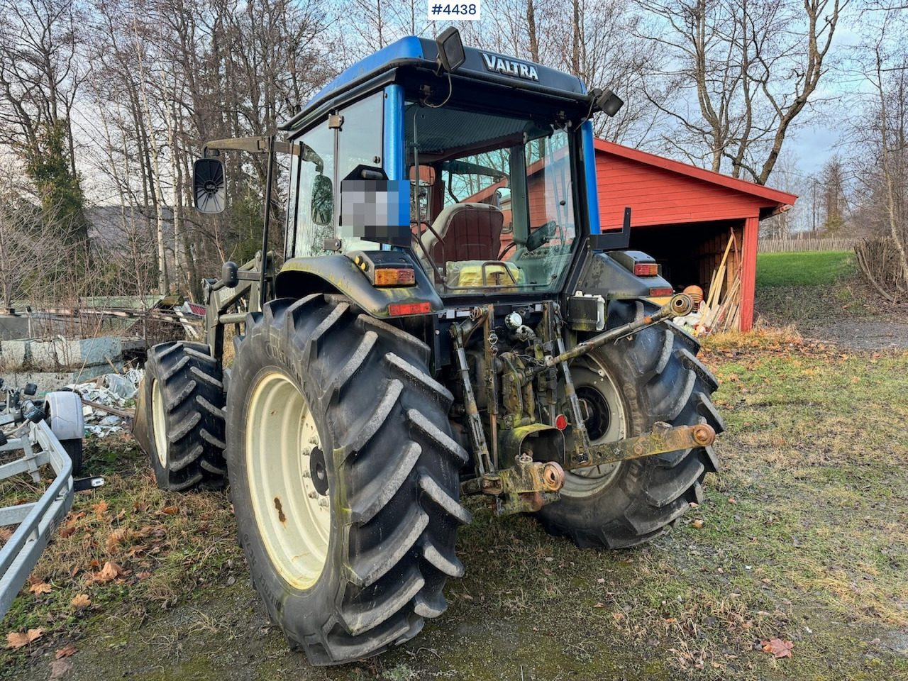 2005 Valtra A75-4 4x4 w/ Front loader and bucket. 3250 hours! - Трактор: фото 5 2005 Valtra A75-4 4x4 w/ Front loader and bucket. 3250 hours! - Трактор: фото 5