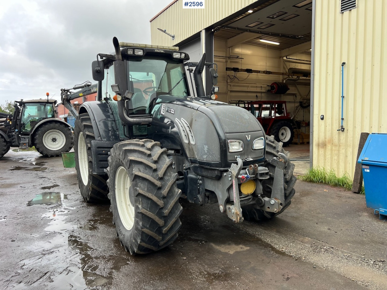 2010 Valtra T182 Versu Tractor w/ 2015 NHS 300E Chipper and 2015 Junkkari P4169 Crane - Трактор: фото 3 2010 Valtra T182 Versu Tractor w/ 2015 NHS 300E Chipper and 2015 Junkkari P4169 Crane - Трактор: фото 3