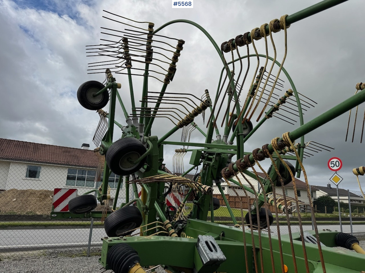 2013 Krone Sawdro 1400 Plus - Техника для сенозаготовки: фото 2 2013 Krone Sawdro 1400 Plus - Техника для сенозаготовки: фото 2