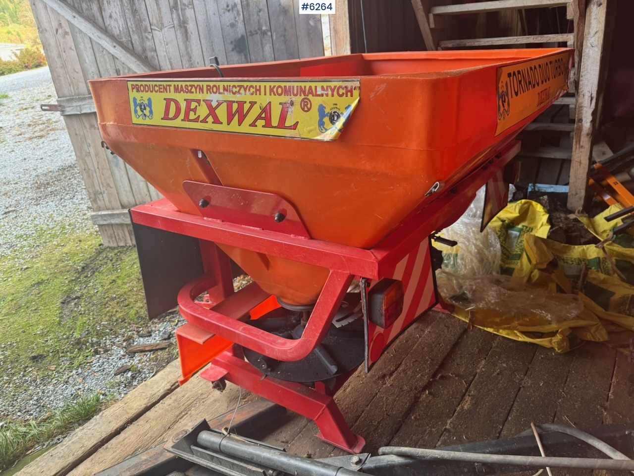 2015 Dexwal Tornado fertilizer spreader - Разбрасыватель удобрений: фото 3 2015 Dexwal Tornado fertilizer spreader - Разбрасыватель удобрений: фото 3