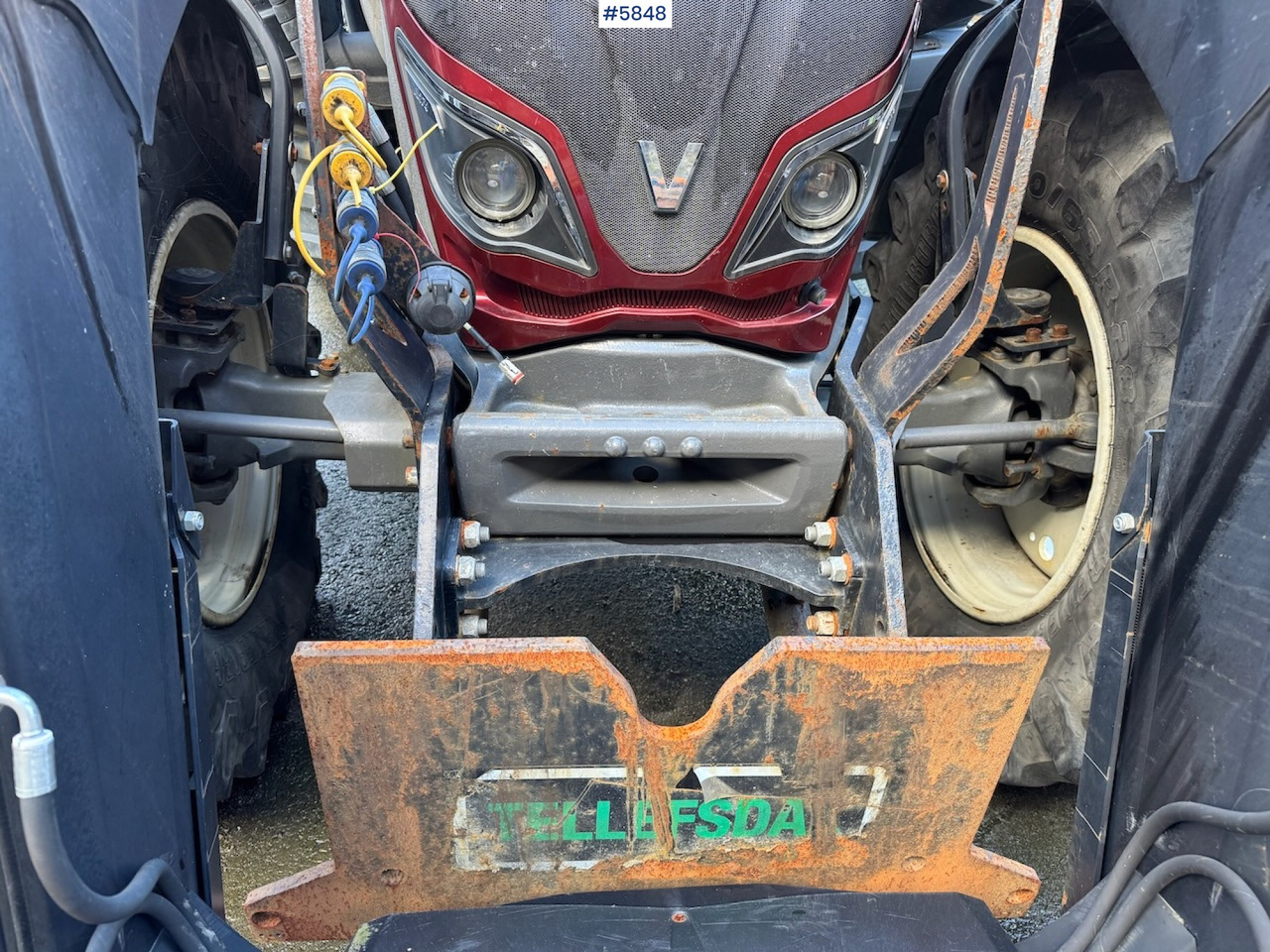 2018 Valtra N174 w/ front loader and plow plate. - Трактор: фото 5 2018 Valtra N174 w/ front loader and plow plate. - Трактор: фото 5