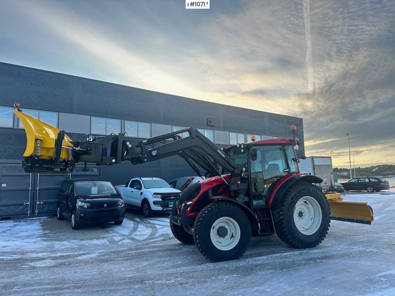 2023 Valtra A95 4x4 Tractor w/ Front Loader, Plow and Back plow - Трактор: фото 2 2023 Valtra A95 4x4 Tractor w/ Front Loader, Plow and Back plow - Трактор: фото 2