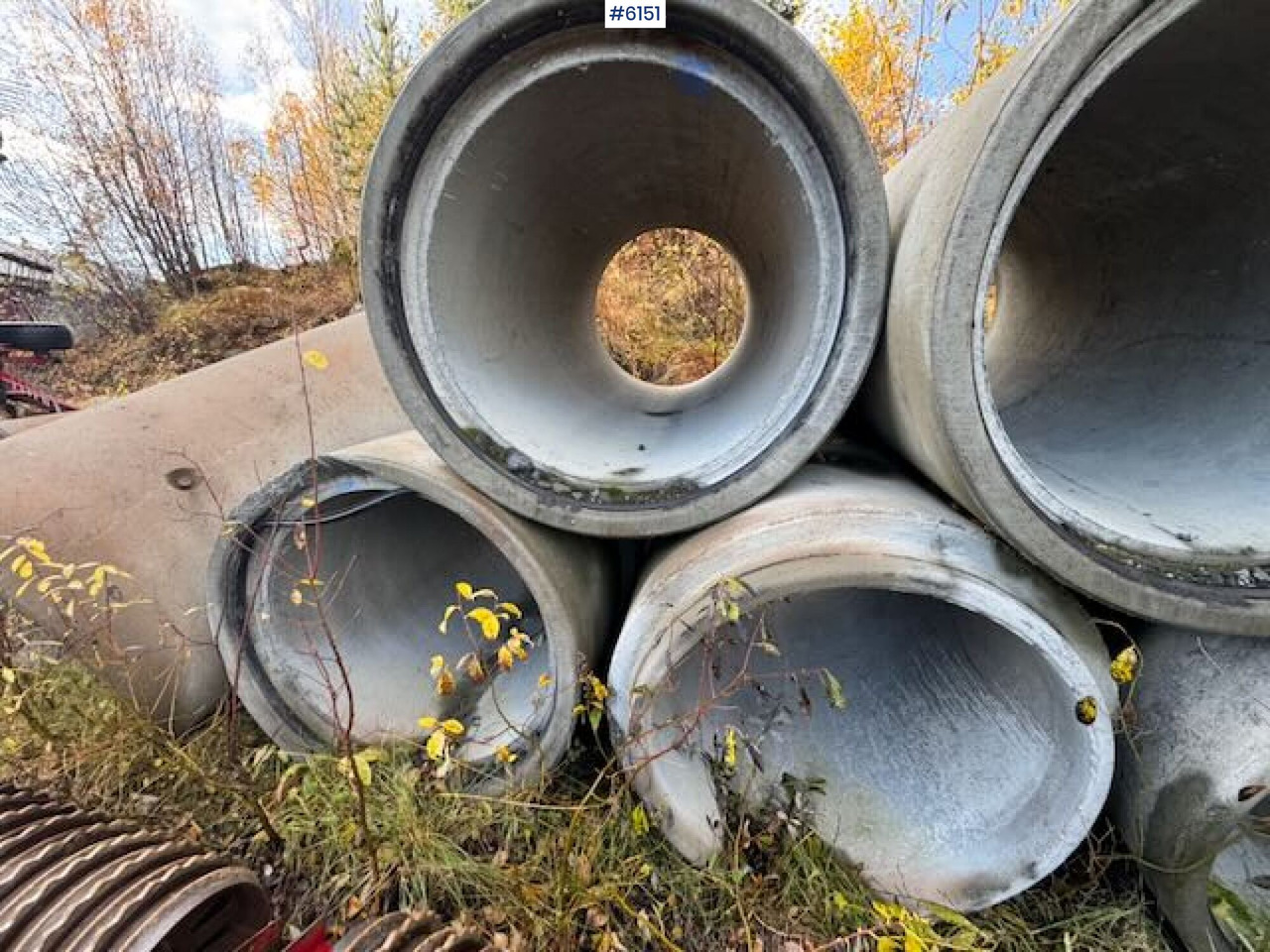 9 concrete pipes - Строительное оборудование: фото 3 9 concrete pipes - Строительное оборудование: фото 3
