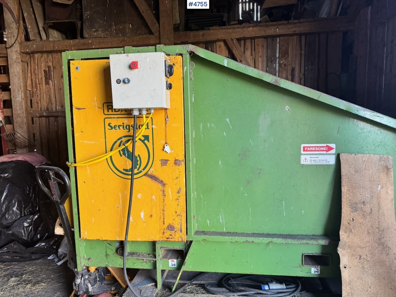 Approx. 2000 Serigstad Round Bale Cutters - Техника для сенозаготовки: фото 4 Approx. 2000 Serigstad Round Bale Cutters - Техника для сенозаготовки: фото 4