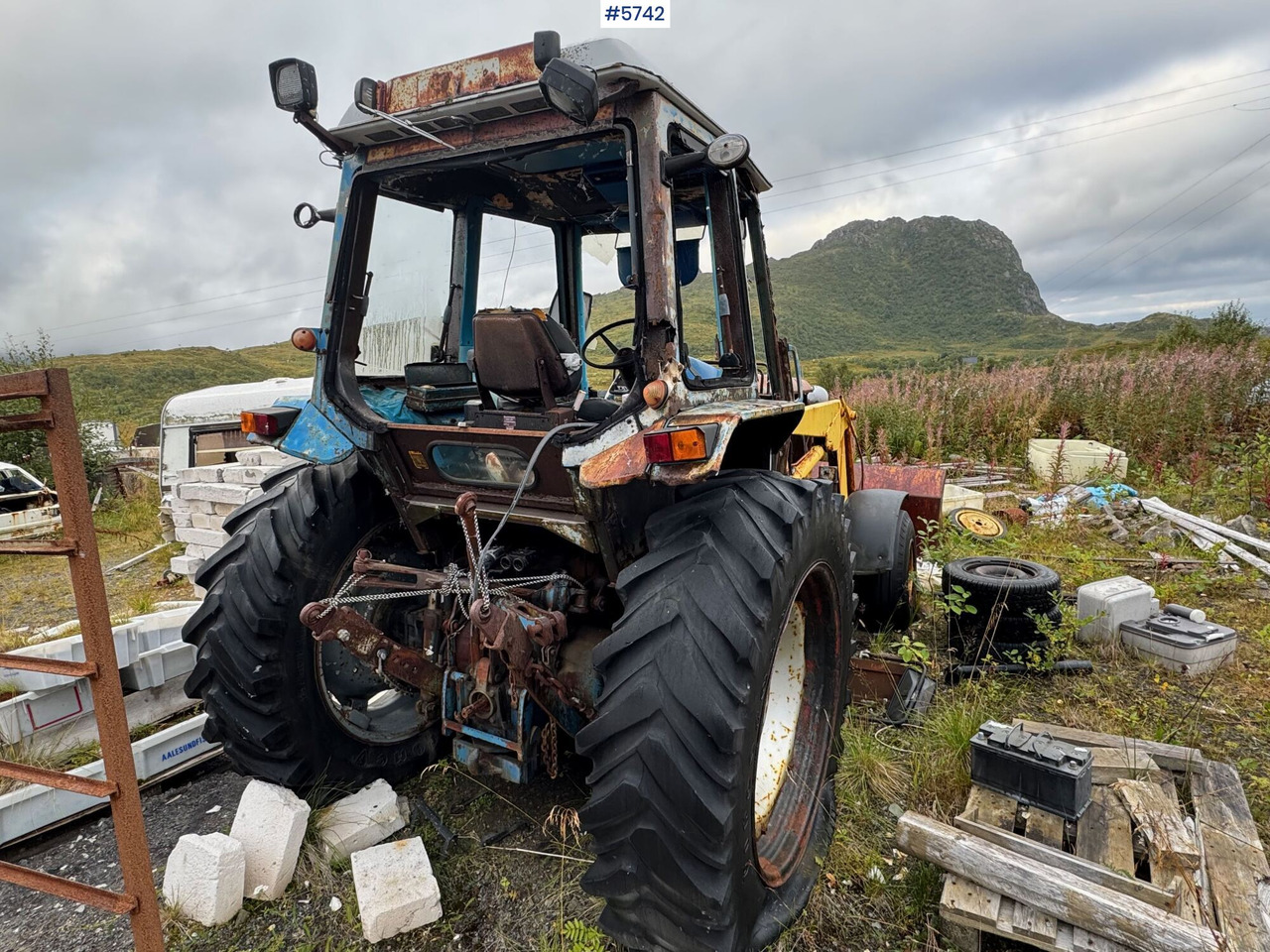Circa 1987 Ford 7700 with Malm Orstad loader! - Трактор: фото 5 Circa 1987 Ford 7700 with Malm Orstad loader! - Трактор: фото 5