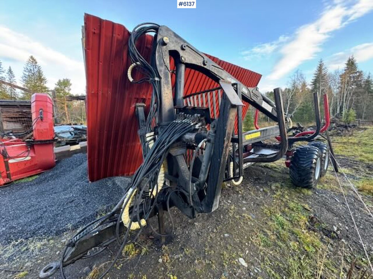 Igland timber trailer with E07 crane - Прицеп лесовоз: фото 2 Igland timber trailer with E07 crane - Прицеп лесовоз: фото 2