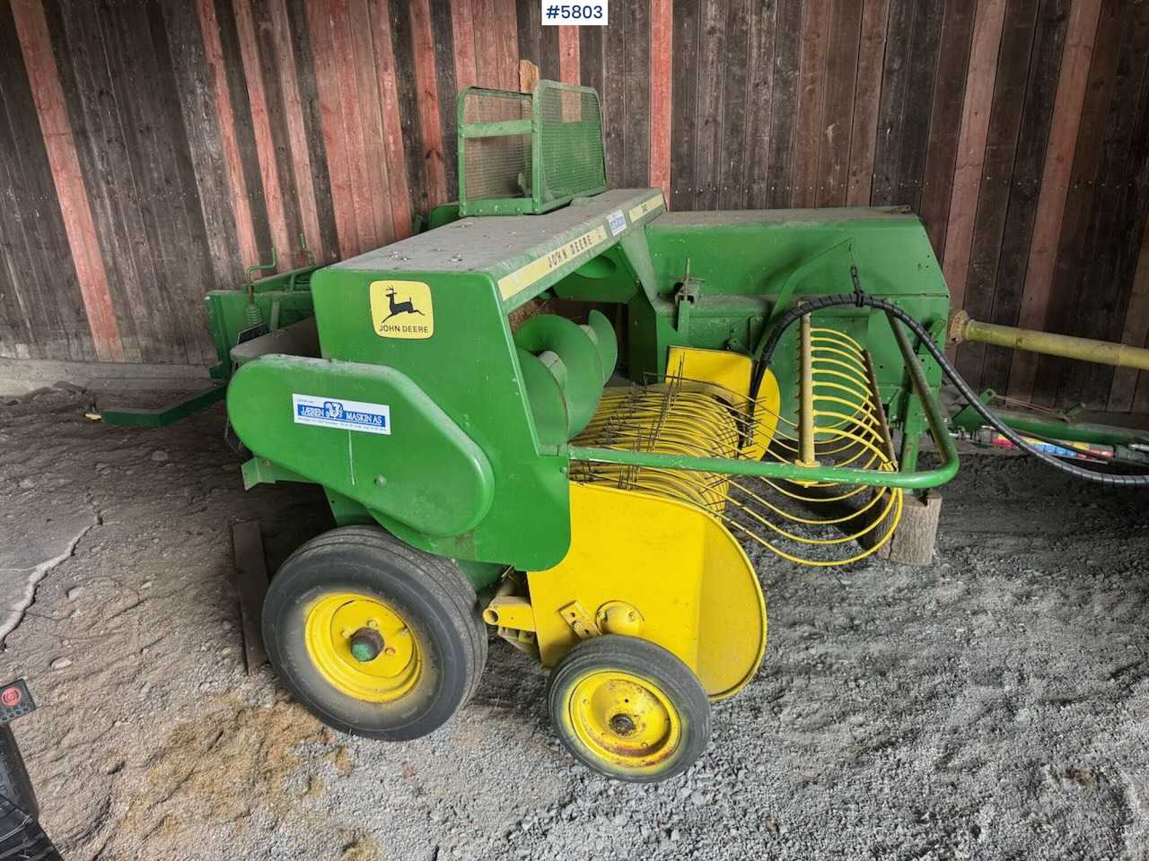 John Deere 342 - Техника для сенозаготовки: фото 2 John Deere 342 - Техника для сенозаготовки: фото 2