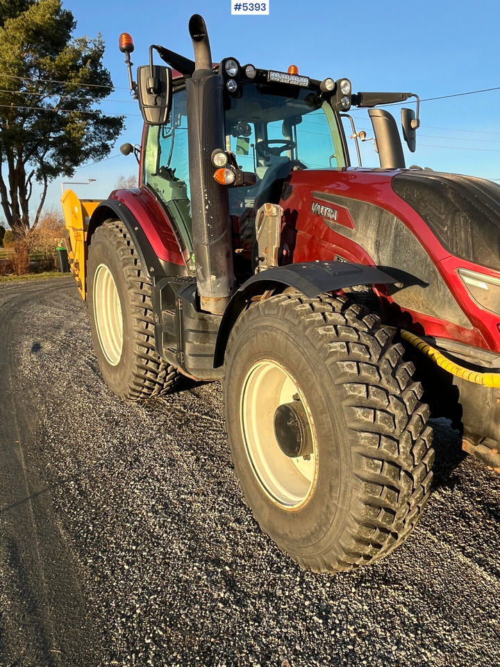 Valtra T 174 E Twintrac Tractor - Трактор: фото 2 Valtra T 174 E Twintrac Tractor - Трактор: фото 2