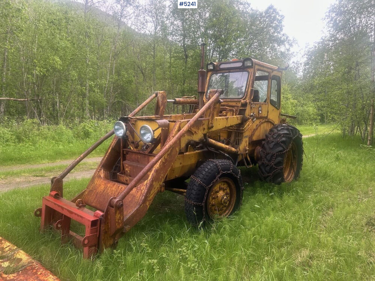 Volvo BM Backhoe loader. REP.OBJEKT. - Трактор: фото 1 Volvo BM Backhoe loader. REP.OBJEKT. - Трактор: фото 1