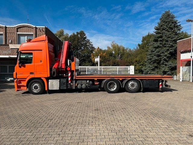 Mercedes-Benz 2541 Actros Plattform + FASSI Kran 6X2 - Автоманипулятор: фото 4 Mercedes-Benz 2541 Actros Plattform + FASSI Kran 6X2 - Автоманипулятор: фото 4