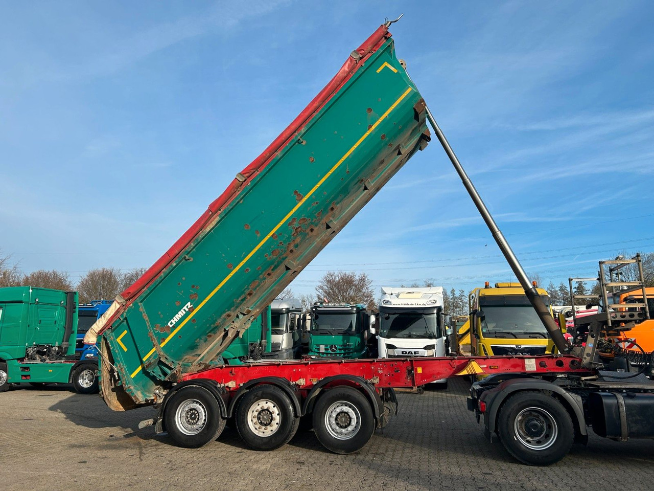 Schmitz Cargobull Stahl Kippauflieger mit Liftachse - Самосвальный полуприцеп: фото 2 Schmitz Cargobull Stahl Kippauflieger mit Liftachse - Самосвальный полуприцеп: фото 2