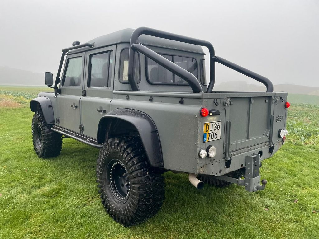 Land Rover Defender 110 2.5 - Внедорожник: фото 3 Land Rover Defender 110 2.5 - Внедорожник: фото 3