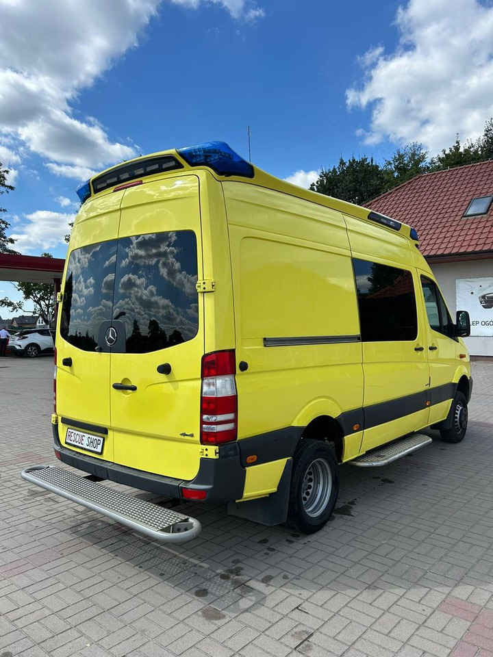 Mercedes-Benz Sprinter 519 CDI 4X4 **Ambulace** - Пассажирский фургон: фото 4 Mercedes-Benz Sprinter 519 CDI 4X4 **Ambulace** - Пассажирский фургон: фото 4