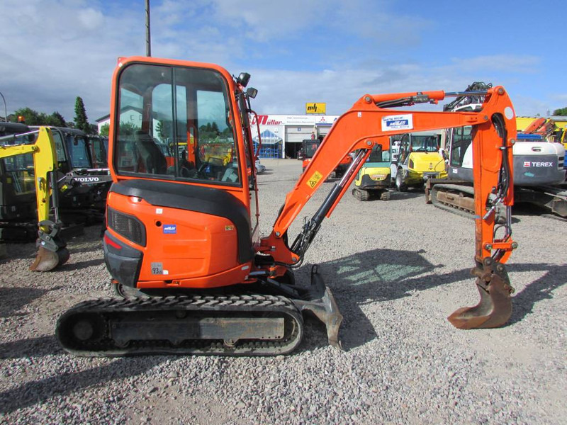 Kubota U 27-4 Minibagger 21.500 EUR - Мини-экскаватор: фото 4 Kubota U 27-4 Minibagger 21.500 EUR - Мини-экскаватор: фото 4