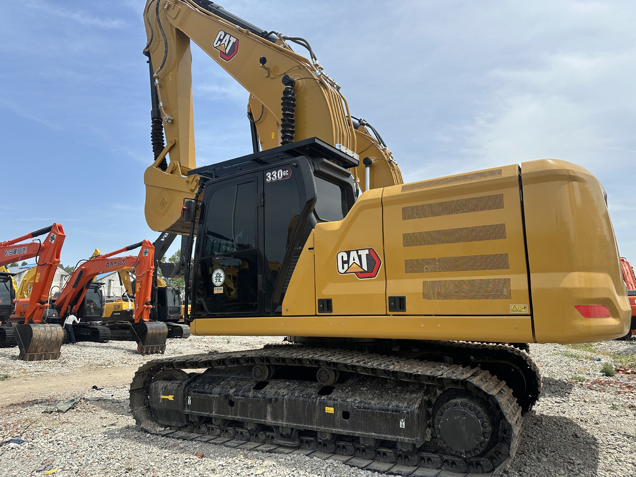 CATERPILLAR 330GC - Гусеничный экскаватор: фото 1 CATERPILLAR 330GC - Гусеничный экскаватор: фото 1
