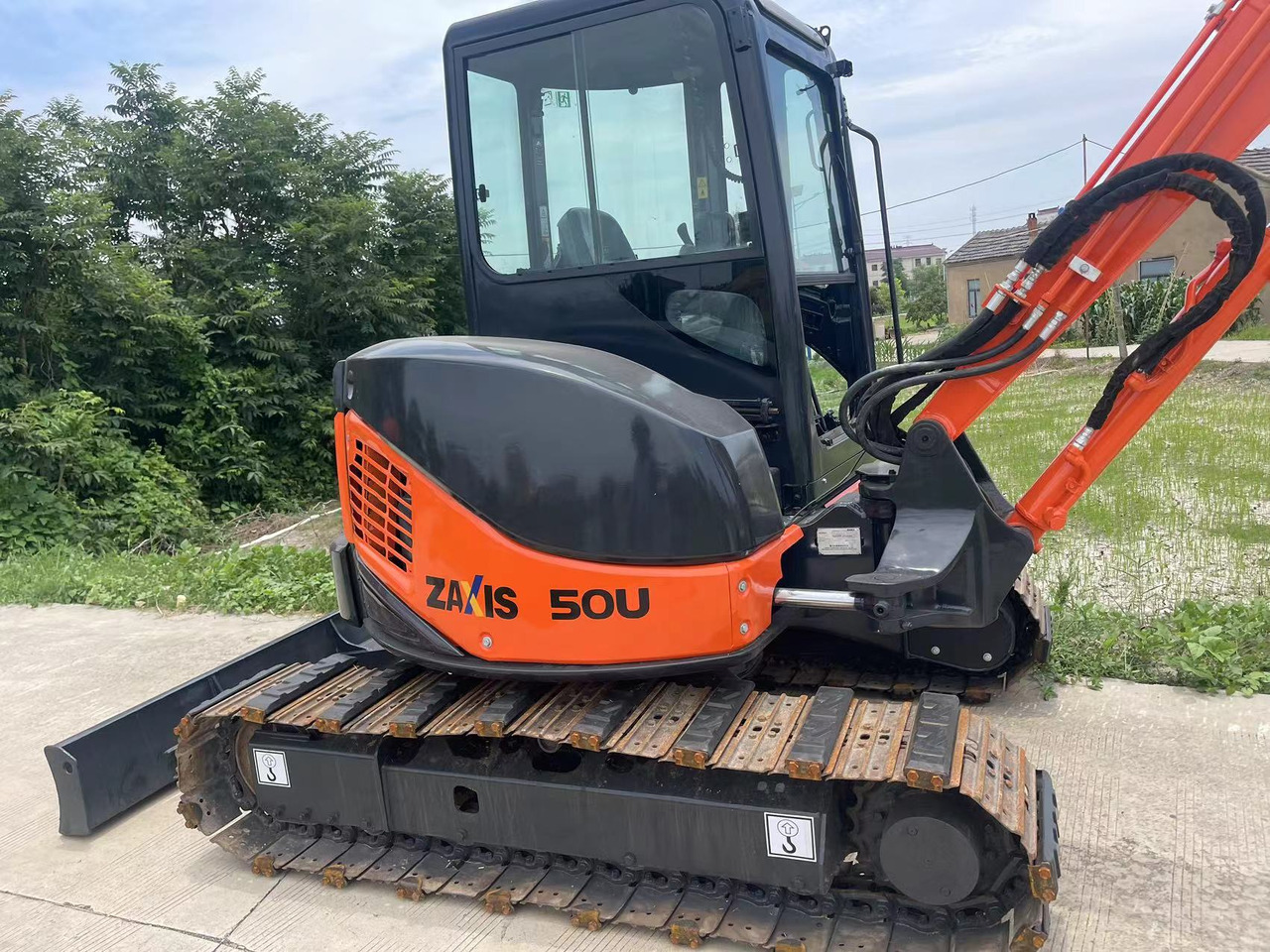 HITACHI ZX50U-2 - Мини-экскаватор: фото 1 HITACHI ZX50U-2 - Мини-экскаватор: фото 1