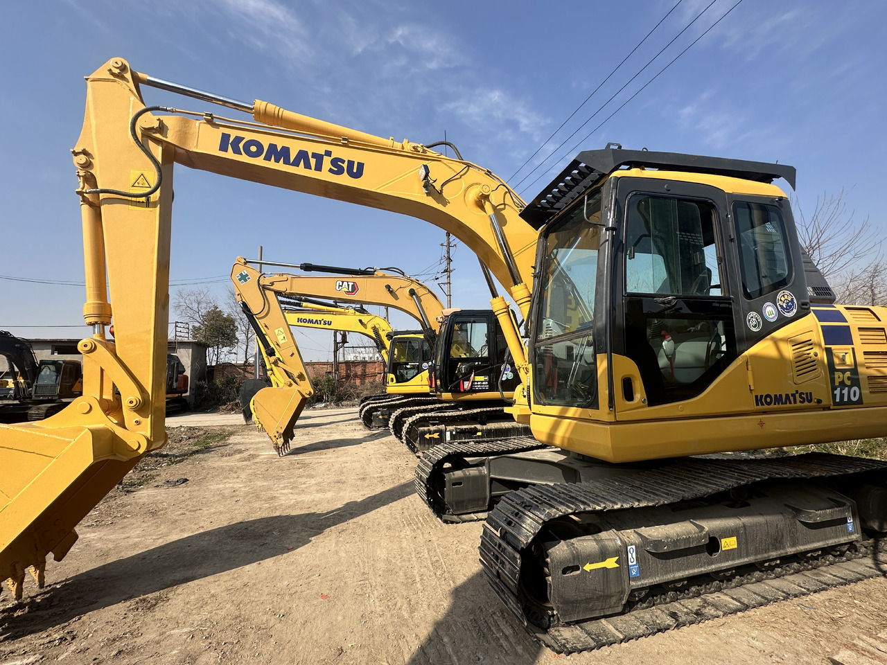 KOMATSU PC110-7 - Гусеничный экскаватор: фото 2 KOMATSU PC110-7 - Гусеничный экскаватор: фото 2