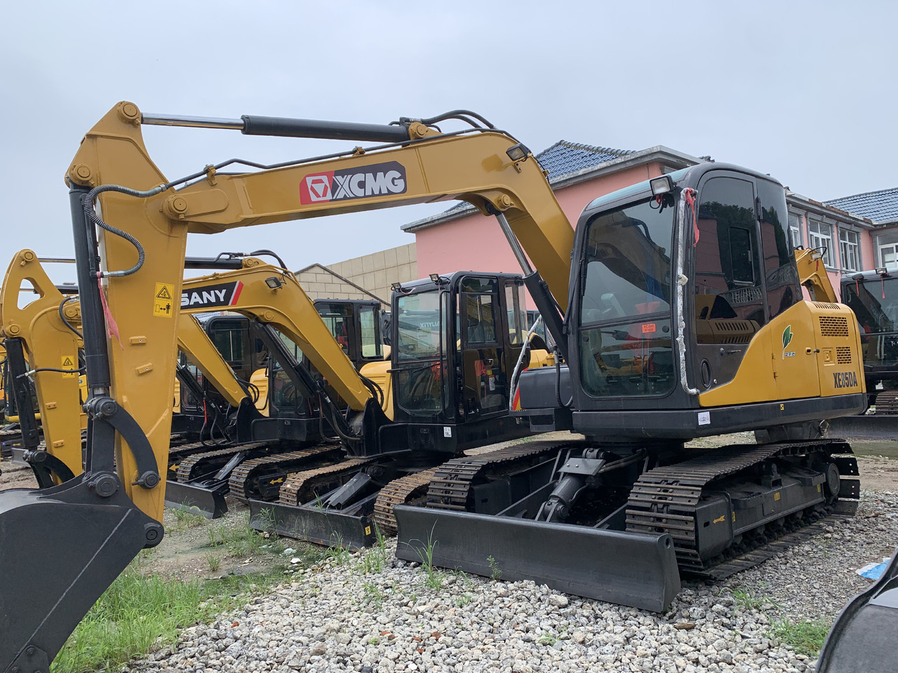 XCMG XE 85DA - Мини-экскаватор: фото 1 XCMG XE 85DA - Мини-экскаватор: фото 1
