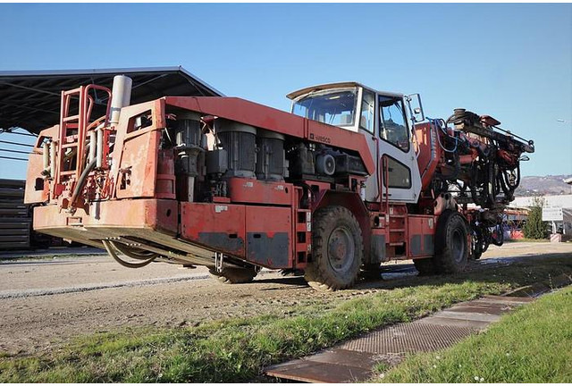 Sandvik DT1130-SC - Буровая машина: фото 3 Sandvik DT1130-SC - Буровая машина: фото 3