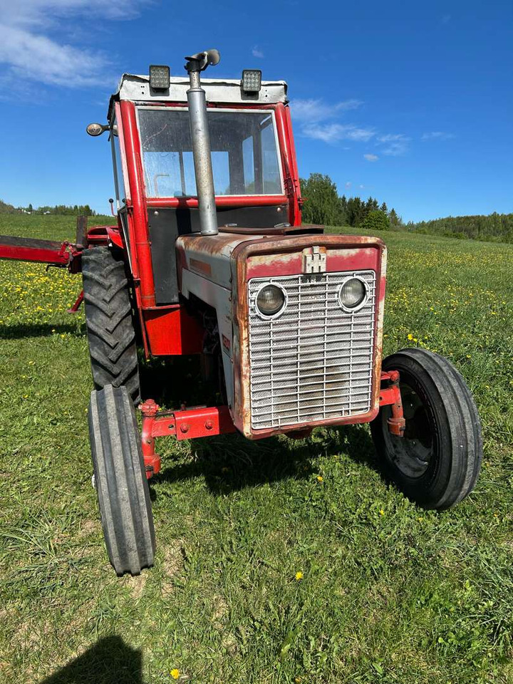 1973 McCormick 434 - Трактор: фото 4 1973 McCormick 434 - Трактор: фото 4