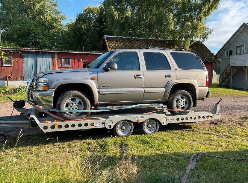 2003 Chevrolet Tahoe - Легковой автомобиль: фото 1 2003 Chevrolet Tahoe - Легковой автомобиль: фото 1