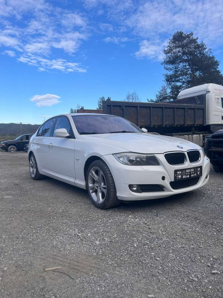 2009 BMW 316i Facelift (se mangellapp) - rep.-objekt - Легковой автомобиль: фото 3 2009 BMW 316i Facelift (se mangellapp) - rep.-objekt - Легковой автомобиль: фото 3