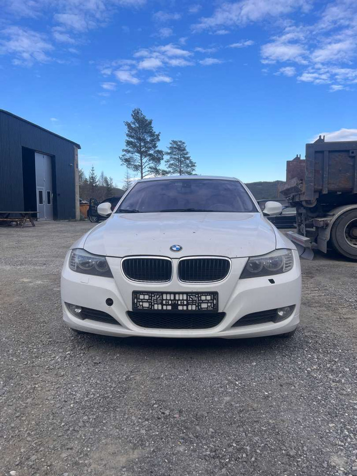 2009 BMW 316i Facelift (se mangellapp) - rep.-objekt - Легковой автомобиль: фото 1 2009 BMW 316i Facelift (se mangellapp) - rep.-objekt - Легковой автомобиль: фото 1