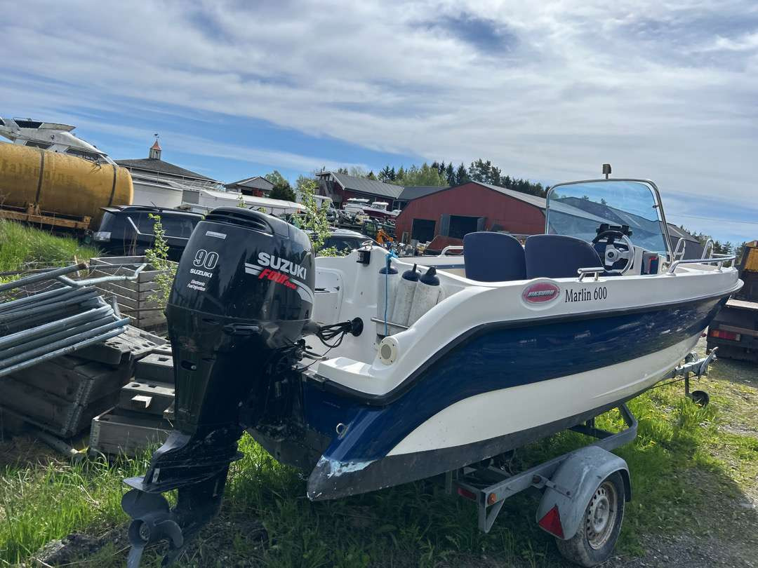 19 fots Båt Viksund Marlin 600 + båtmotor Suzuki 90 Hk - Другая техника: фото 3 19 fots Båt Viksund Marlin 600 + båtmotor Suzuki 90 Hk - Другая техника: фото 3