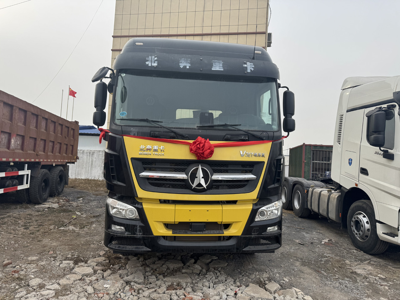 BEIBEN V3ET - Тягач: фото 5 BEIBEN V3ET - Тягач: фото 5