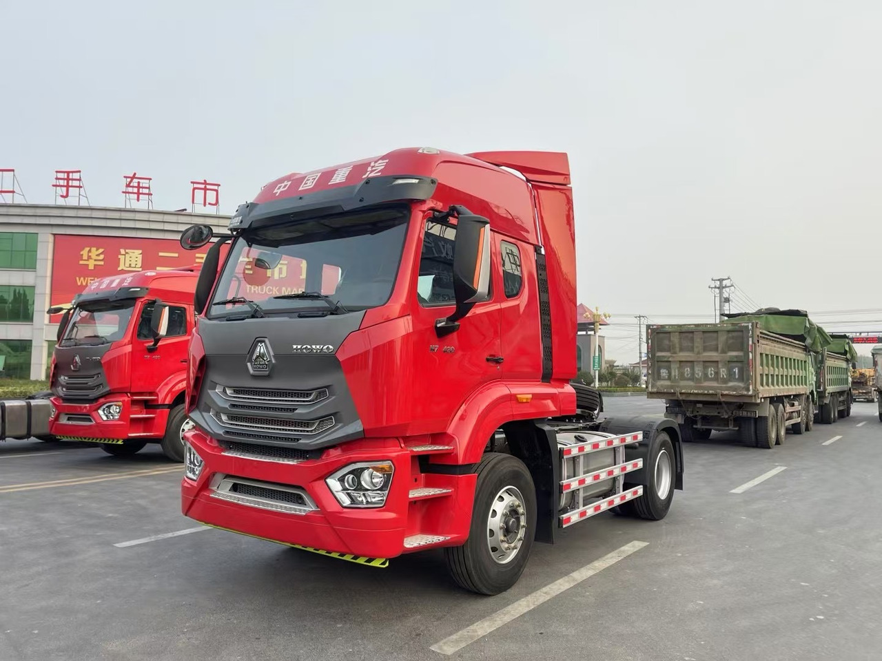 HOWO  - Тягач: фото 1 HOWO  - Тягач: фото 1