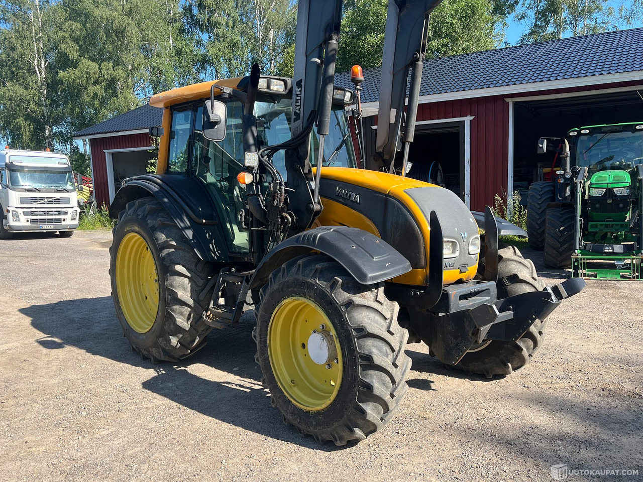 Valtra N121, traktori,, Sipoo - Сельскохозяйственная техника: фото 1 Valtra N121, traktori,, Sipoo - Сельскохозяйственная техника: фото 1