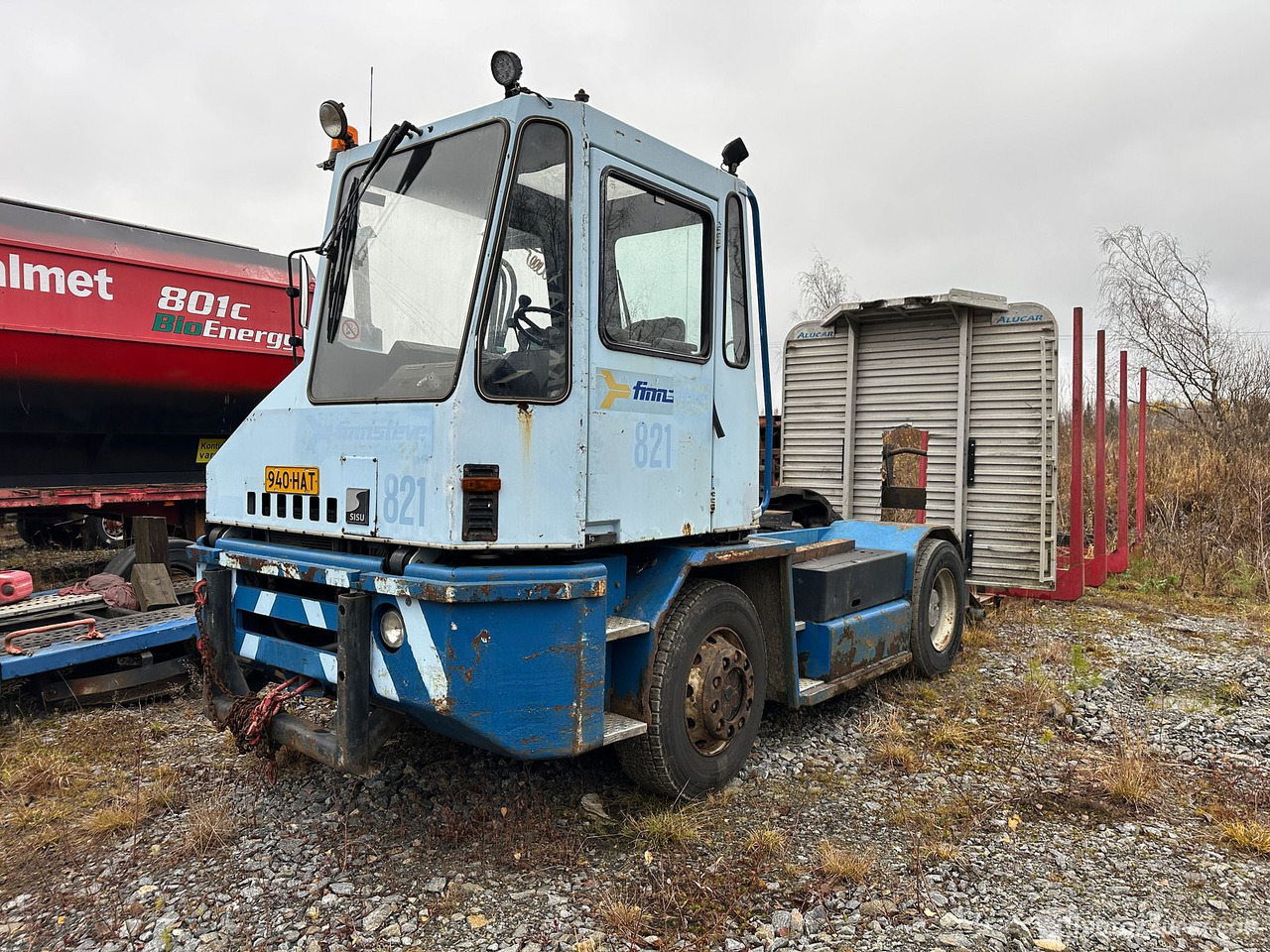 Sisu 4X4 Vetomestari terminaalitraktori, Kurikka - Терминальный тягач: фото 1 Sisu 4X4 Vetomestari terminaalitraktori, Kurikka - Терминальный тягач: фото 1