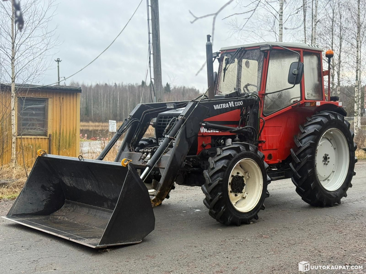 Valmet 604, 4x4 with front loader, 1985 — Well equipped!!, Jyväskylä - Трактор: фото 1 Valmet 604, 4x4 with front loader, 1985 — Well equipped!!, Jyväskylä - Трактор: фото 1