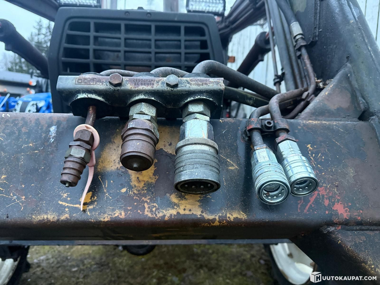 Трактор Valmet 604, 4x4 with front loader, 1985 — Well equipped!!, Jyväskylä: фото 14