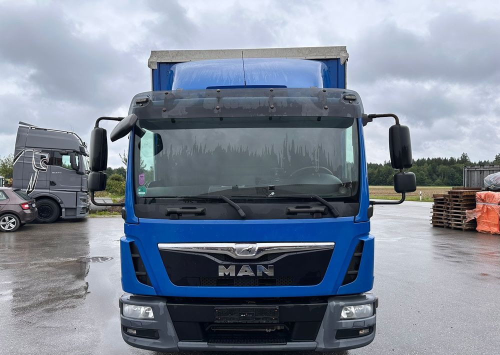 MAN TGL 12.250 6.2m AUTOMAT KLIMA z Niemiec ESP nowe opony EURO 6 / 4.75 rozstaw / zawiesie na wózek widłowy / TOP STAN / okazja nauka jazdy MOŻLIWOŚĆ DOSTOSOWANIA 12t - Тентованный грузовик: фото 3 MAN TGL 12.250 6.2m AUTOMAT KLIMA z Niemiec ESP nowe opony EURO 6 / 4.75 rozstaw / zawiesie na wózek widłowy / TOP STAN / okazja nauka jazdy MOŻLIWOŚĆ DOSTOSOWANIA 12t - Тентованный грузовик: фото 3