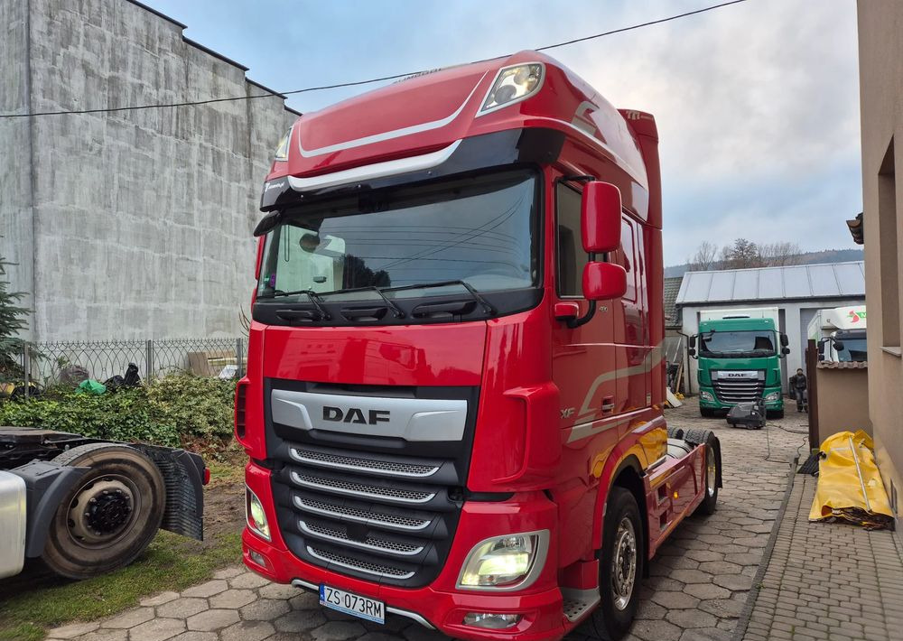 DAF ALUFELGI XF TOP1 366k km 2021 SSC TOP STANDARD / DUŻE KOTŁY / z Polski / jeden właściciel super zadbane 480 SERWISOWANE - Тягач: фото 3 DAF ALUFELGI XF TOP1 366k km 2021 SSC TOP STANDARD / DUŻE KOTŁY / z Polski / jeden właściciel super zadbane 480 SERWISOWANE - Тягач: фото 3