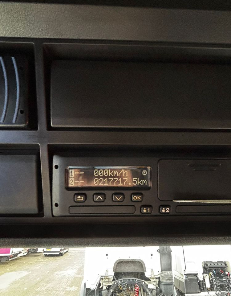 MAN TGS 18.470 NAUKA JAZDY STANDARD 4x2 / TGX 18.360 400 510 460 500 TOP STAN / ŚWIEŻO SPROWADZONY - Тягач: фото 3 MAN TGS 18.470 NAUKA JAZDY STANDARD 4x2 / TGX 18.360 400 510 460 500 TOP STAN / ŚWIEŻO SPROWADZONY - Тягач: фото 3