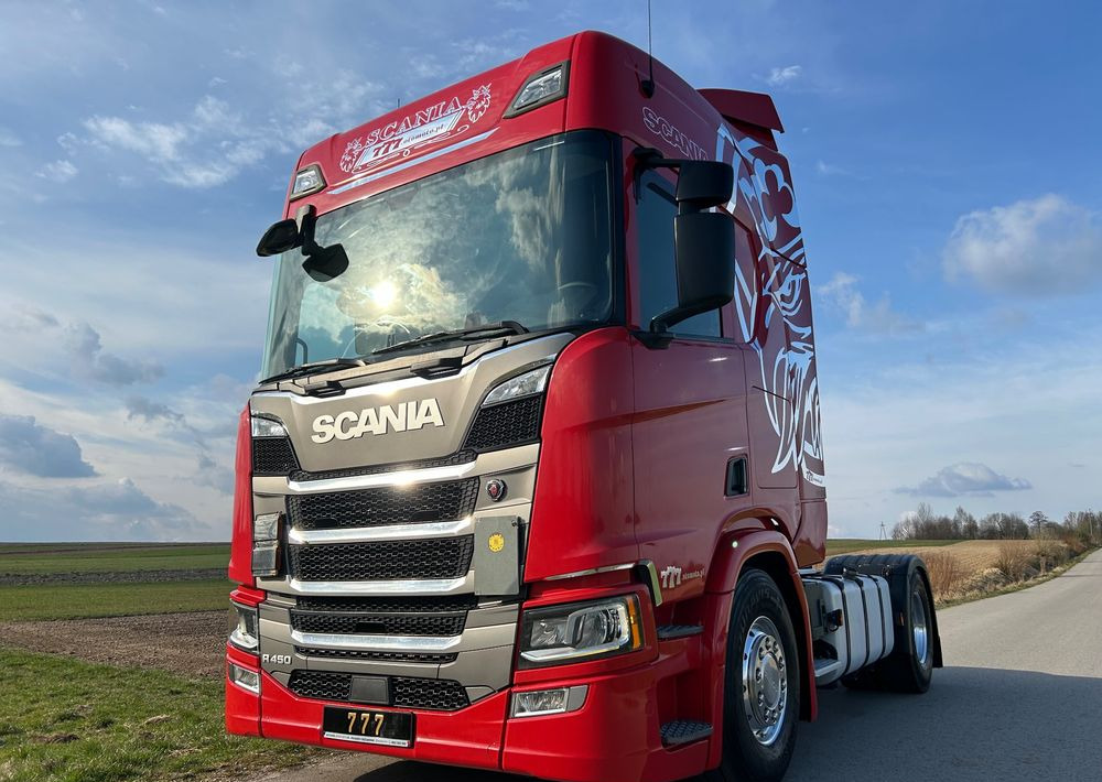 Scania R450 FULL ADR RETARDER ALUFELGI z Niemiec od jedynego właściciela ! HYDRAULIKA spod beczki spożywczej ! / do wywrotu ruchomej podłogi beczki TOP TOP TOP OKAZJA - Тягач: фото 1 Scania R450 FULL ADR RETARDER ALUFELGI z Niemiec od jedynego właściciela ! HYDRAULIKA spod beczki spożywczej ! / do wywrotu ruchomej podłogi beczki TOP TOP TOP OKAZJA - Тягач: фото 1