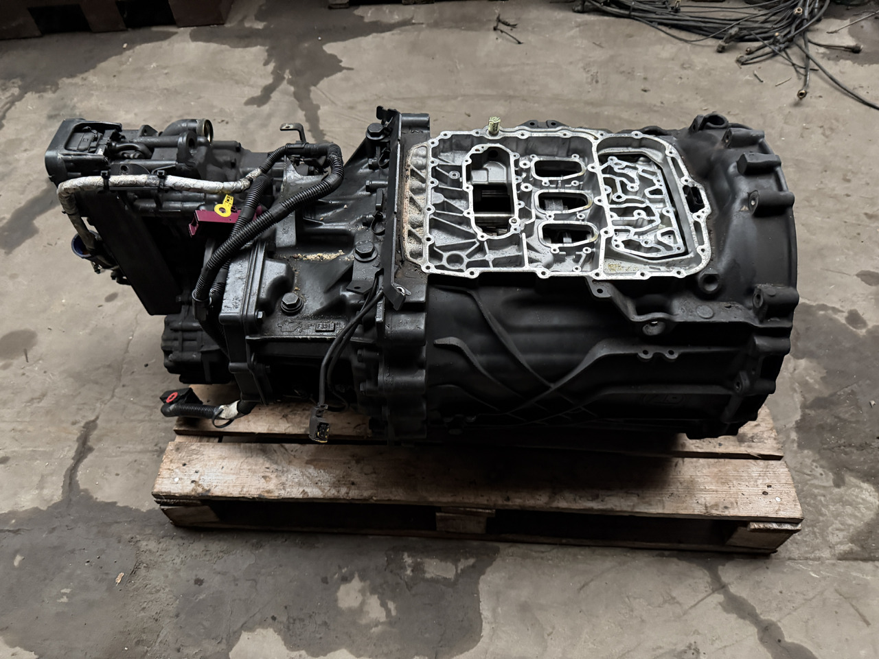 Iveco Hi-Way S-Way - Коробка передач: фото 4 Iveco Hi-Way S-Way - Коробка передач: фото 4